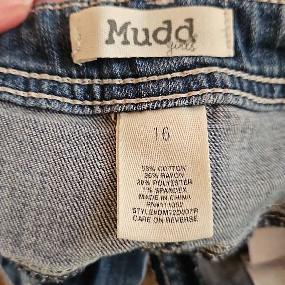 MUDD Girls Lace Trimmed Hem Shorts Blue Denim 16 (Girls) - Picture 7 of 7